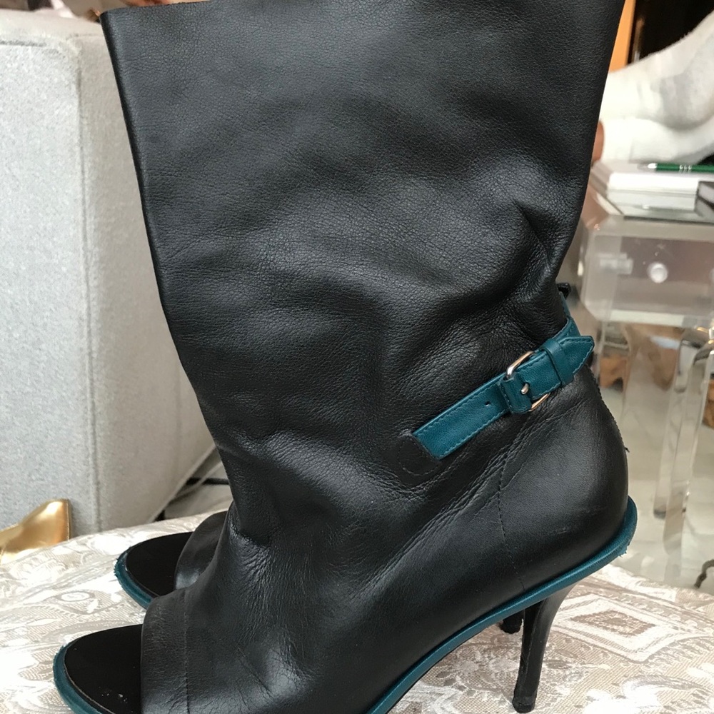 Balenciaga Black Leather Glove Ankle Boots/Bootie